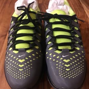 Nike Fingertrap Max Tennis shoes size 11
